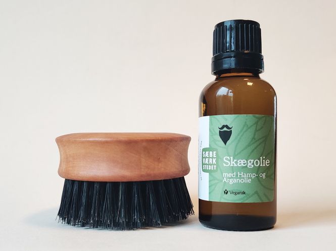 Hovedbilde Gavepose: Skjeggbørste og skjeggolje
